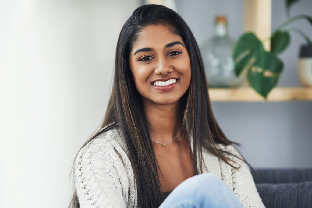 Indische Frauen legen Wert auf gesund aussehende Haut mit einem natürlichen Glow, der jugendlich und frisch wirkt.